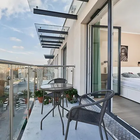 Apartment Sixth Floor By Renters