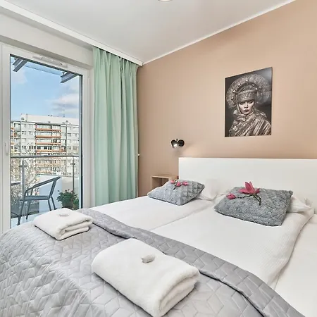 Apartment Sixth Floor By Renters