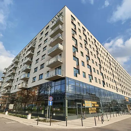 Sixth Floor By Renters Apartment *