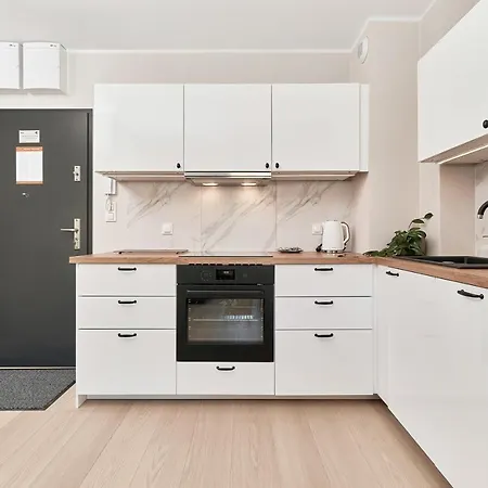 Apartment Sixth Floor By Renters Breslau